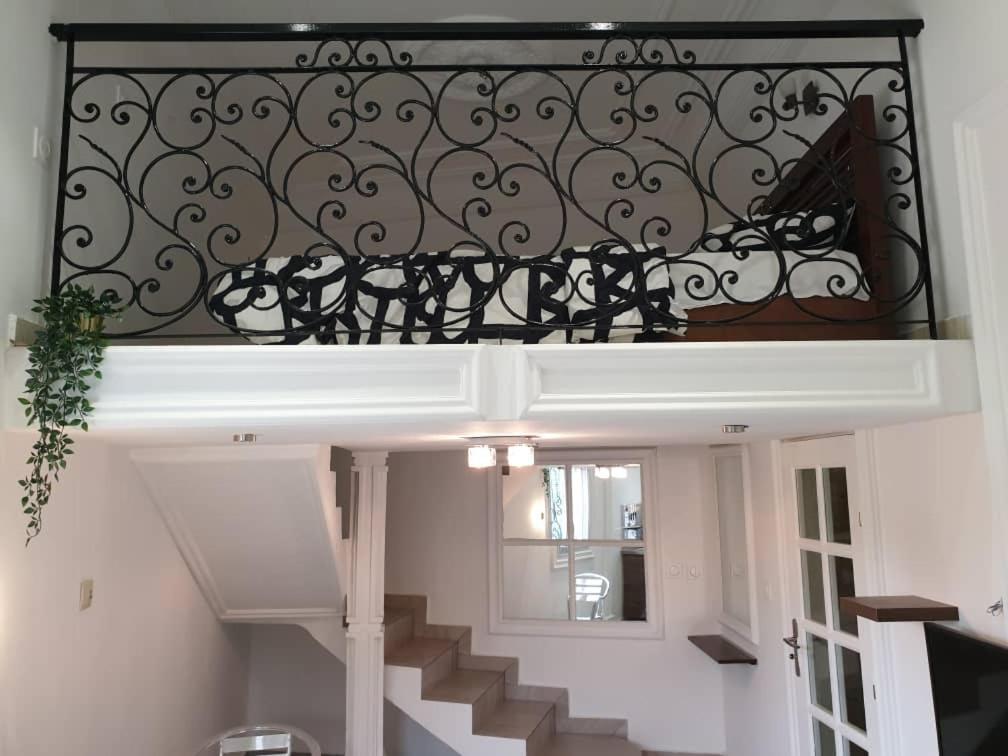 Eve Home Yaoundé Eksteriør billede